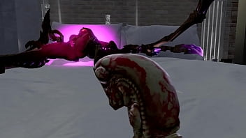 Kerri-prod – Kerrigan and the alien chestbuster.