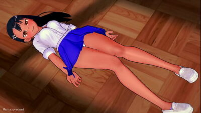 Nagatoro Hayase (versión adulta) viste su viejo uniforme para jugar